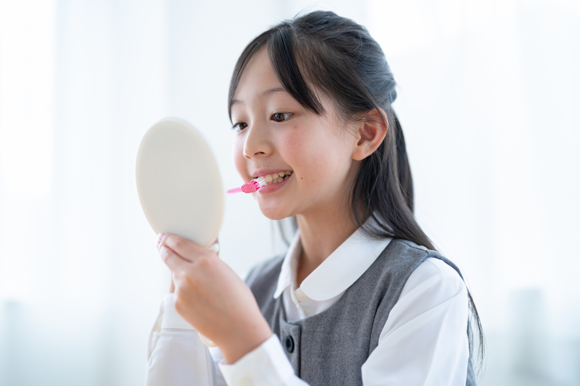 小児矯正とは？ 成長段階に合わせた2つのステップ